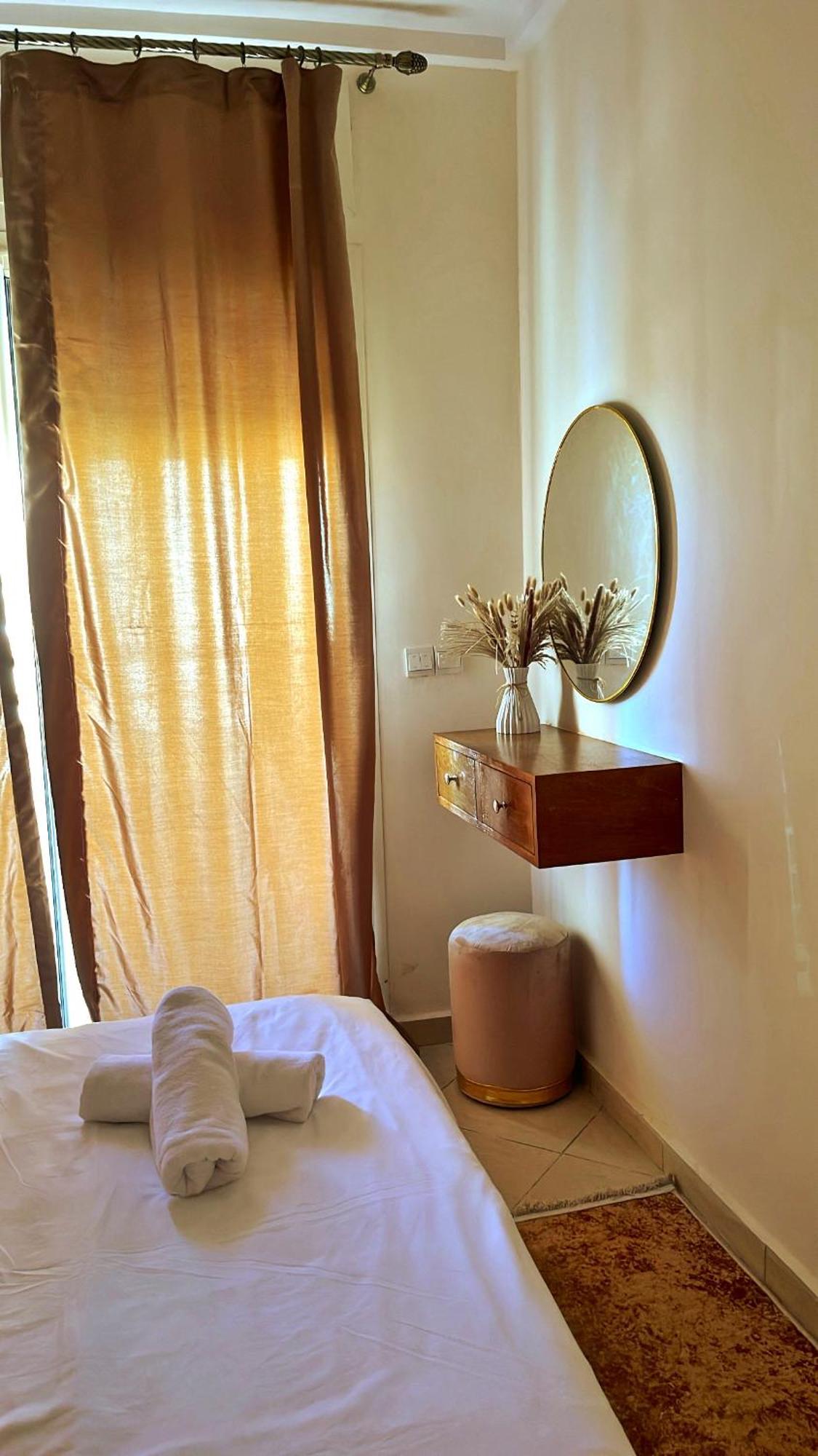 Elegant Appartement Avec Un Acces Piscine Jardin Parking Sous-Sol Et Wifi Haut Debit Fibre Optique แทนเจียร์ ภายนอก รูปภาพ