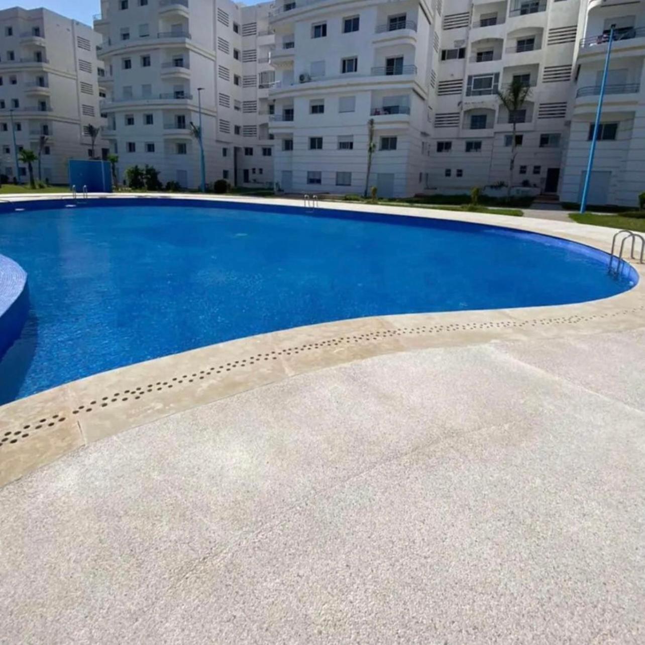 Elegant Appartement Avec Un Acces Piscine Jardin Parking Sous-Sol Et Wifi Haut Debit Fibre Optique แทนเจียร์ ภายนอก รูปภาพ